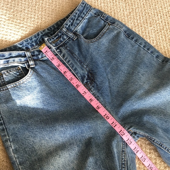 High-waist Ankle Jeans - Picture 11 of 16